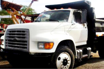 1995-to-1999-Ford-600-F700-F800-on-truck-JP-F16__52419.1513172330.1280.1280.jpg