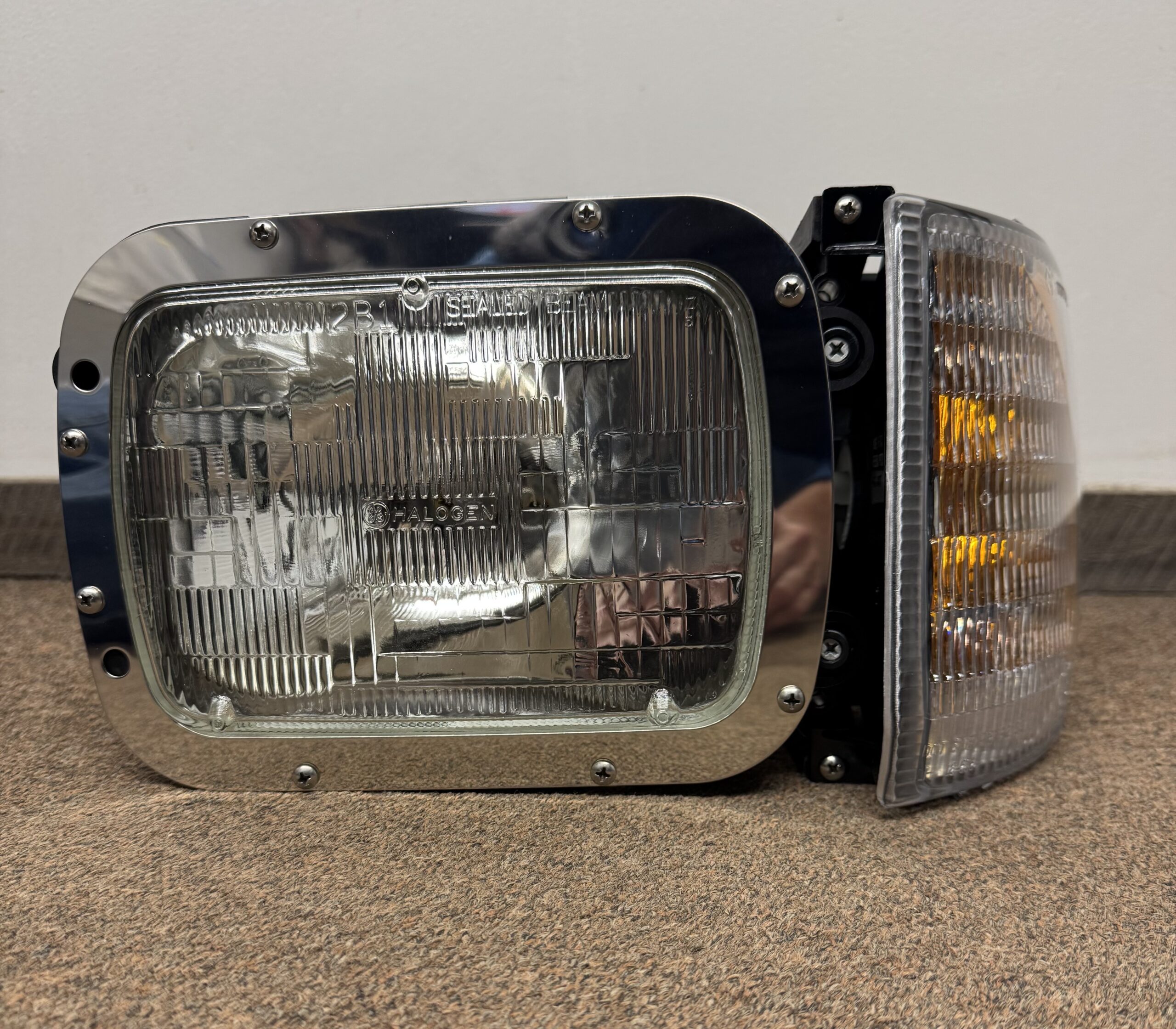 360-3525309C94 INTERNATIONAL 9900 I SERIES HEADLIGHT ASSEMBLY LEFT