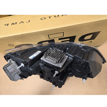 Aftermarket Freightliner P4 Cascadia Headlight Driver Side