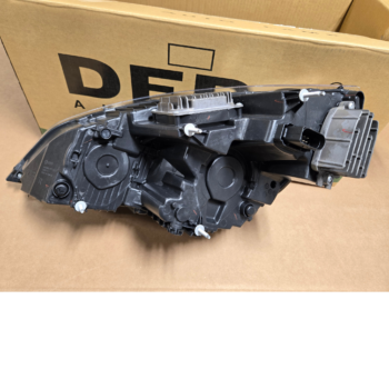 Aftermarket Freightliner P4 Cascadia Headlight for Newer Style Trucks Passenger Side