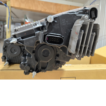 Aftermarket Freightliner P4 Cascadia Headlight for Newer Style Trucks Passenger Side